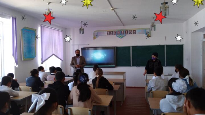 “Соқыр сенімге арбалғандар. Олардың ұстазы интернет еді…” атты бейнероликтер