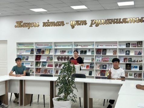 Тұңғиық білім, шешен тіл иесі